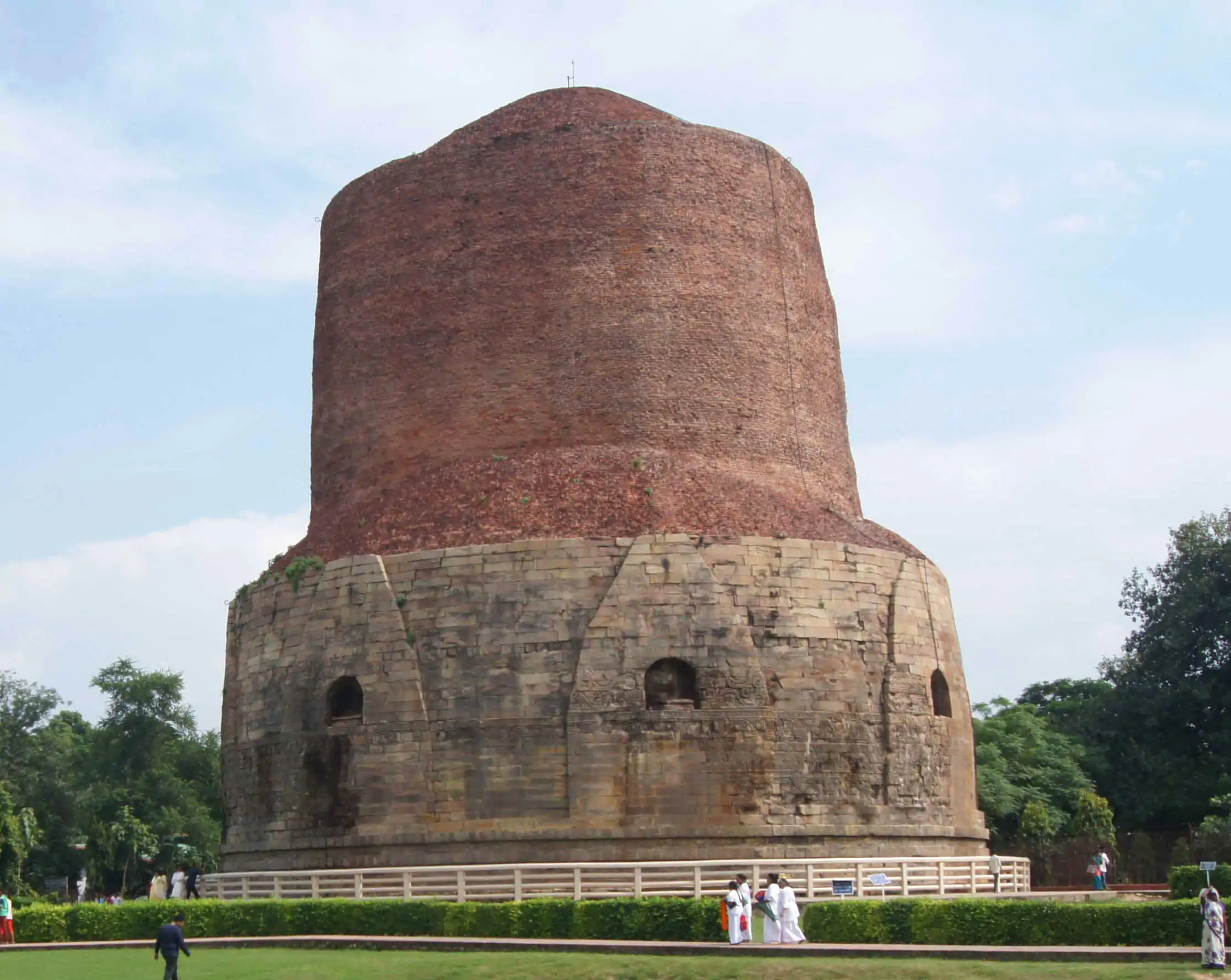 Dhammika Stupa